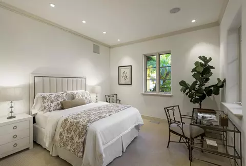 Bedroom - 869 Knollwood Dr, Montecito, CA 93108 photo 4 of 5