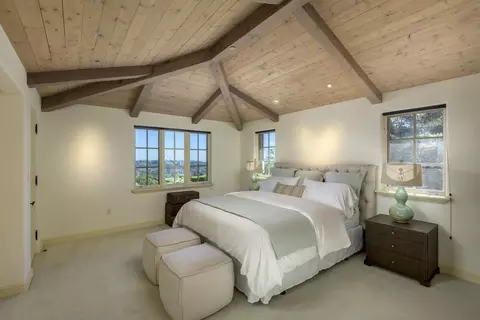 Bedroom - 869 Knollwood Dr, Montecito, CA 93108 photo 3 of 5