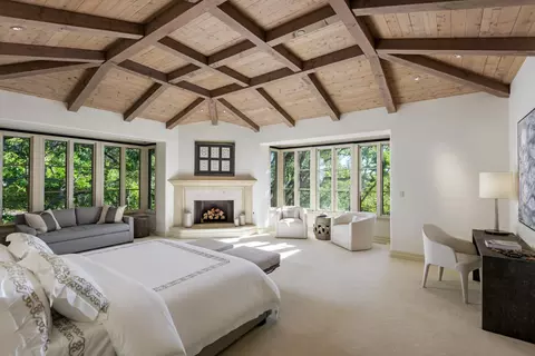 Bedroom - 869 Knollwood Dr, Montecito, CA 93108 photo 1 of 5