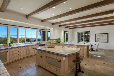 Kitchen - 869 Knollwood Dr, Montecito, CA 93108 photo 1 of 1