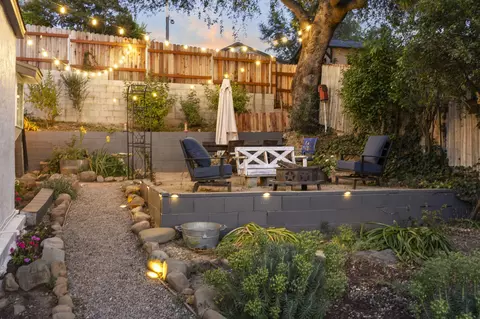 Exterior - 228 High St, Oak View, CA 93022 photo 9 of 17