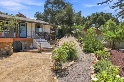 Exterior - 228 High St, Oak View, CA 93022 photo 5 of 17