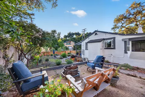 Exterior - 228 High St, Oak View, CA 93022 photo 7 of 17
