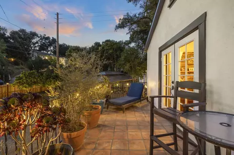 Exterior - 228 High St, Oak View, CA 93022 photo 10 of 17