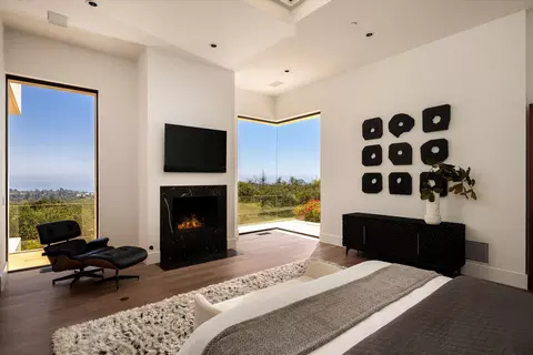 Bedroom - 356 Woodley Rd, Montecito, CA 93108 photo 6 of 7