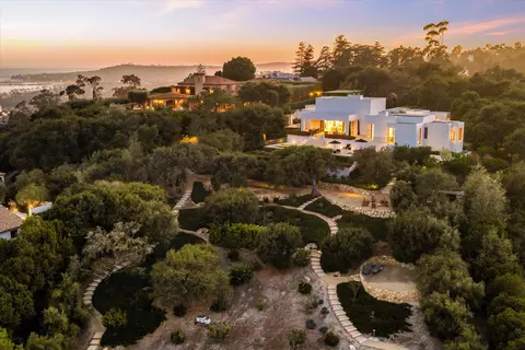 View/Area - 356 Woodley Rd, Montecito, CA 93108 photo 4 of 10
