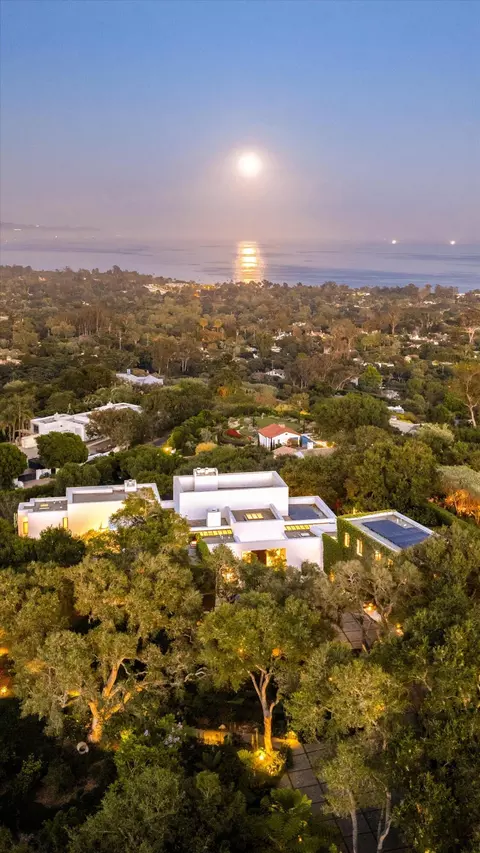 View/Area - 356 Woodley Rd, Montecito, CA 93108 photo 8 of 10