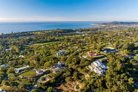 View/Area - 356 Woodley Rd, Montecito, CA 93108 photo 5 of 10