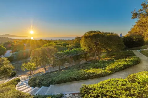View/Area - 356 Woodley Rd, Montecito, CA 93108 photo 2 of 10