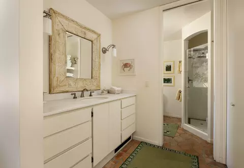 Bath - 564 Crocker Sperry Dr, Montecito, CA 93108 photo 5 of 7
