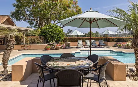 Exterior - 564 Crocker Sperry Dr, Montecito, CA 93108 photo 5 of 10