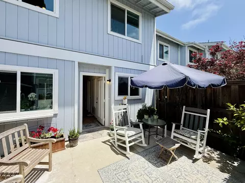 355 Cannon Green Dr #F, Goleta, CA 93117