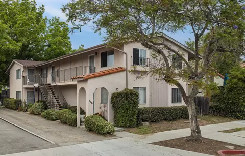 516 W Junipero St, Santa Barbara, CA 93105
