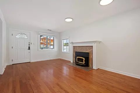 Living - 4928 8th St, Carpinteria, CA 93013 photo 1 of 3