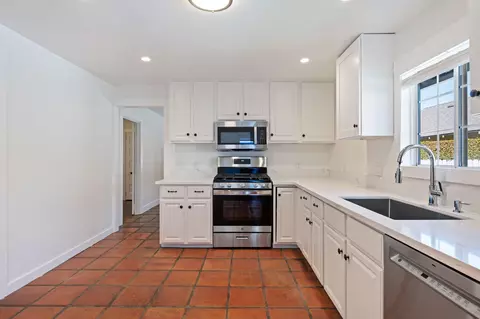 Kitchen - 4928 8th St, Carpinteria, CA 93013 photo 2 of 3