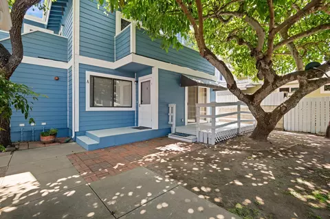 Exterior - 4928 8th St, Carpinteria, CA 93013 photo 10 of 10