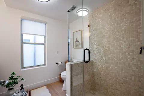 Bath - 815 Mandalay Beach Rd, Oxnard, CA 93035 photo 5 of 5