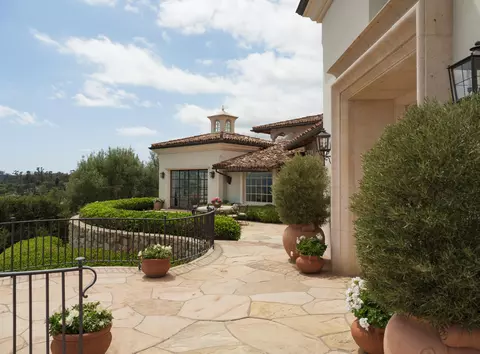 Exterior - 1502 E Mountain Dr, Montecito, CA 93108 photo 2 of 12