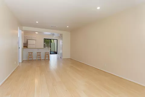 Living - 4407 Catlin Cir UNIT B, Carpinteria, CA 93013 photo 2 of 3