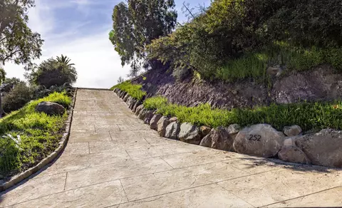 252 E Mountain Dr, Montecito, CA 93108 photo 3