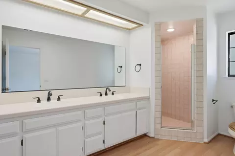 Bath - 754 Hillside Dr, Solvang, CA 93463 photo 2 of 3