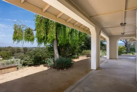 Exterior - 754 Hillside Dr, Solvang, CA 93463 photo 5 of 10