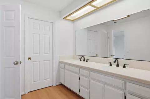 Bath - 754 Hillside Dr, Solvang, CA 93463 photo 3 of 3