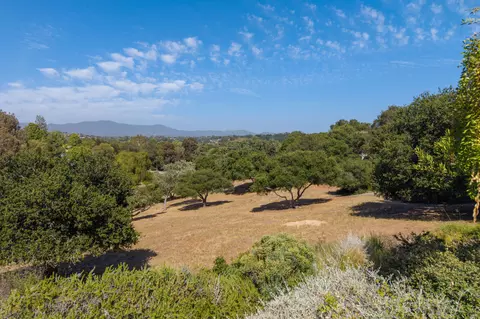 Exterior - 754 Hillside Dr, Solvang, CA 93463 photo 9 of 10