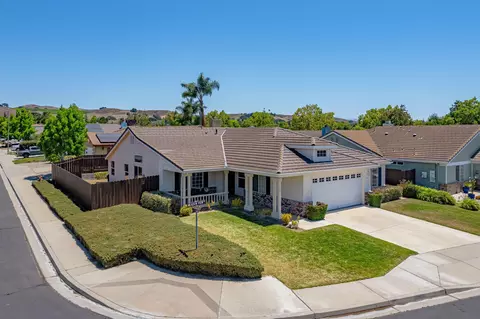 595 Meadow View Dr, Buellton, CA 93427