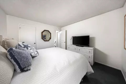 Bedroom - 4700 Sandyland Rd UNIT 54, Carpinteria, CA 93013 photo 2 of 4