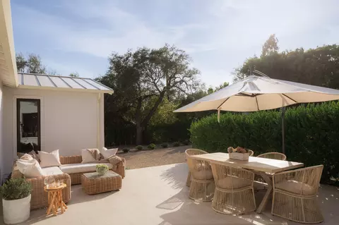 1071 E Mountain Dr, Montecito, CA 93108 photo 26