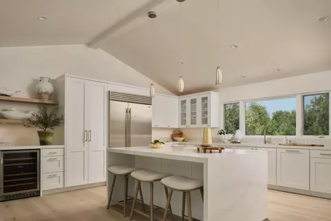 1071 E Mountain Dr, Montecito, CA 93108 photo 14