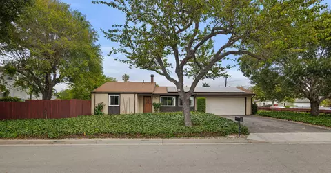 325 Palisades Dr, Santa Barbara, CA 93109