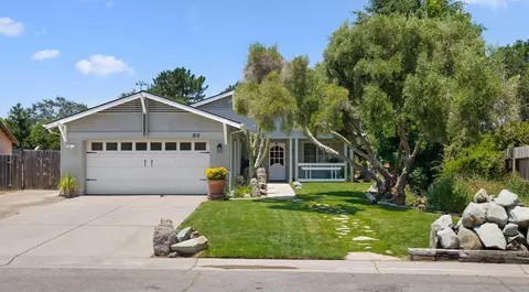 812 Vintage Way, Los Alamos, CA 93440