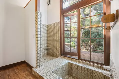 Bath - 1445 School House Rd, Montecito, CA 93108 photo 3 of 4