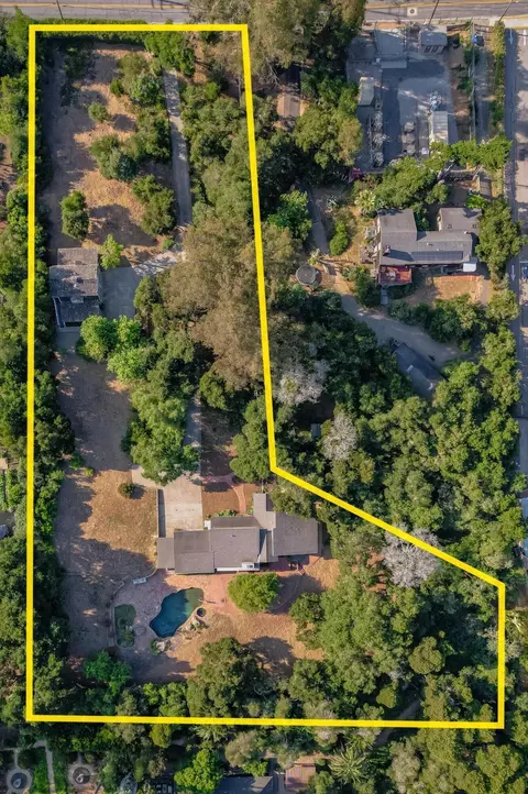 View/Area - 1445 School House Rd, Montecito, CA 93108 photo 4 of 8