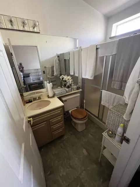 Bath - 3470 Catalina Rd, Lompoc, CA 93436 photo 4 of 4