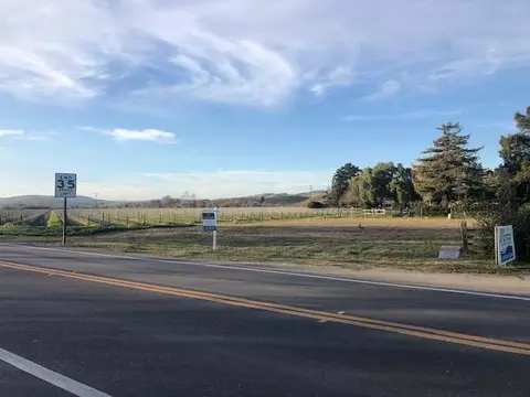 150 Leslie St, Los Alamos, CA 93440