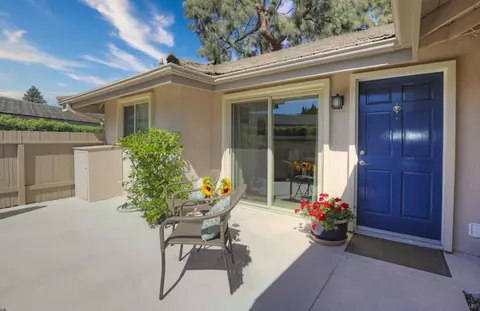 243 Moreton Bay Ln UNIT 2, Goleta, CA 93117