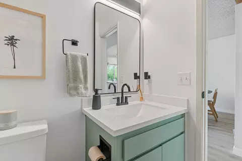 Bath - 5455 8th St UNIT 46, Carpinteria, CA 93013 photo 1 of 2