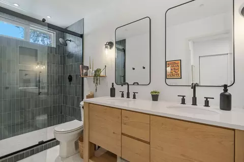 Bath - 5455 8th St UNIT 46, Carpinteria, CA 93013 photo 2 of 2