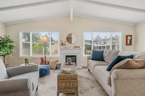340 Old Mill Rd #SPC 152, Santa Barbara, CA 93110