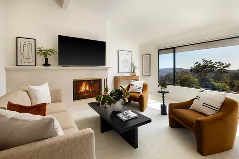 2041 Paseo Almeria, Santa Barbara, CA 93103