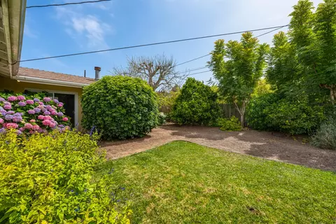Exterior - 5575 Cameo Rd, Carpinteria, CA 93013 photo 9 of 12