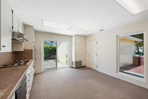 Kitchen - 5575 Cameo Rd, Carpinteria, CA 93013 photo 3 of 4