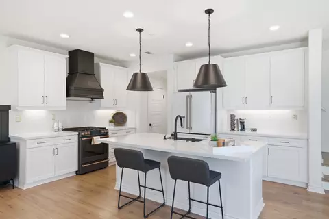 361 Allen Dr, Santa Paula, CA 93060