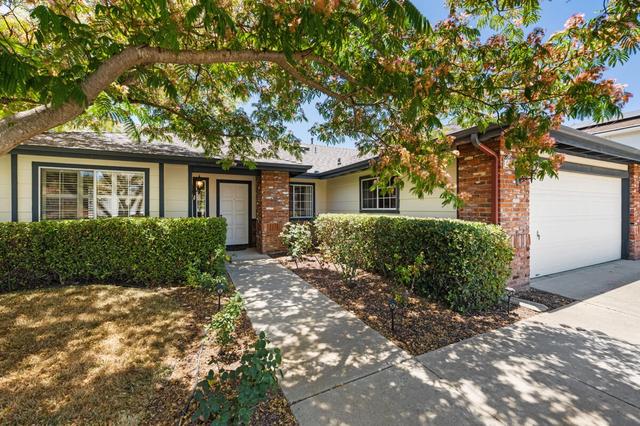 203 Vester Sted, Solvang, CA 93463