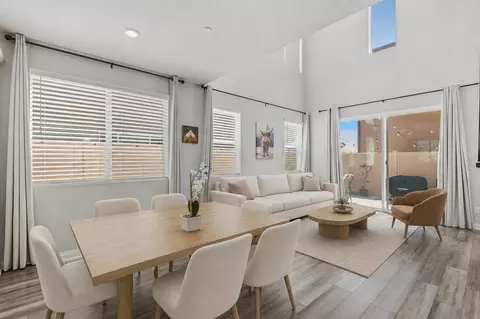 Dining - 2072 Harvest Loop, Santa Paula, CA 93060 photo 1 of 2