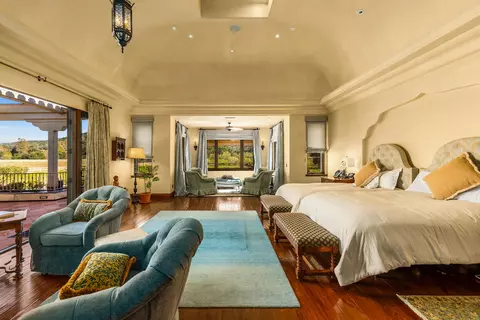 Bedroom - 561 Saddle Ln, Ojai, CA 93023 photo 3 of 5