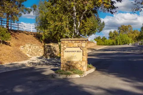 View/Area - 561 Saddle Ln, Ojai, CA 93023 photo 2 of 2
